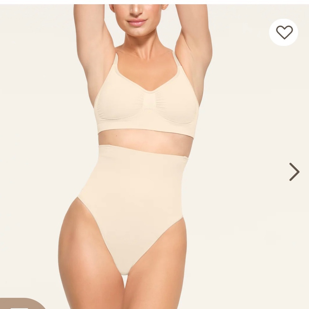 SKIMS Sculpting High Waist Thong Sz L/XL